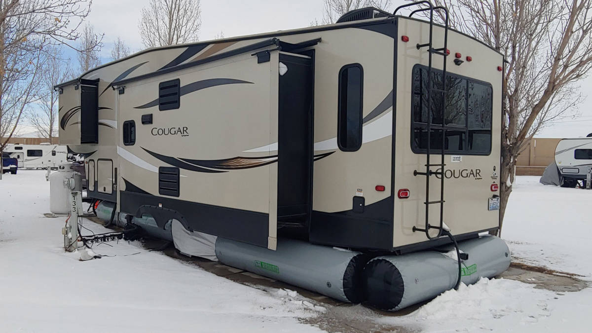 Blog All About RV Skirts, Camper Skirting, Cold Weather Camping